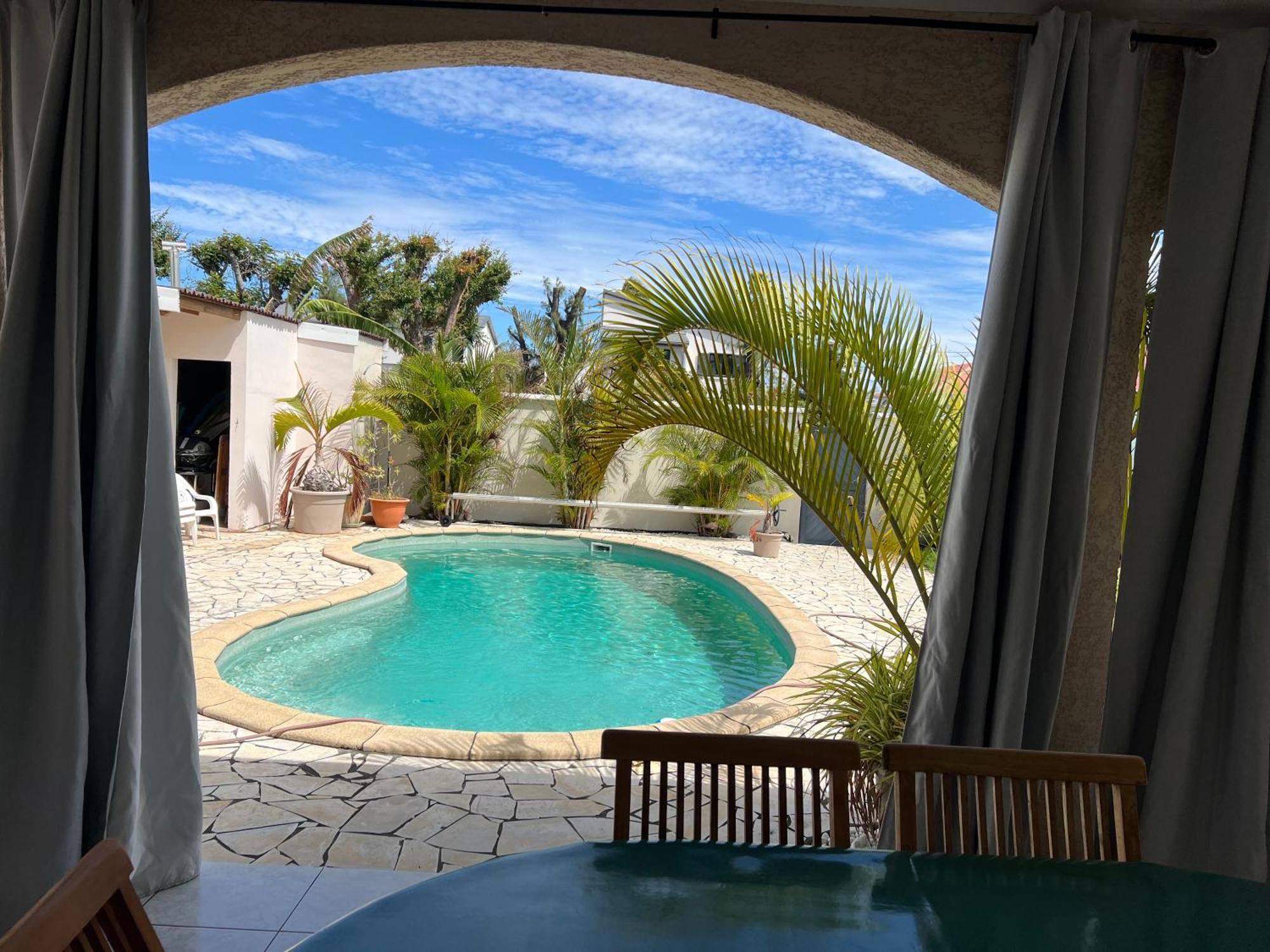 Villa Etang Sale Les Bains Avec Piscine Privee エクステリア 写真